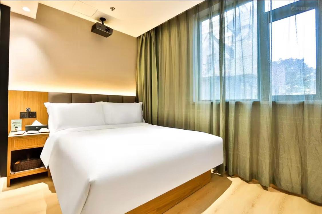 True Go Hotel - Shanghai Jing'An Temple Nanjing West Road Exterior foto