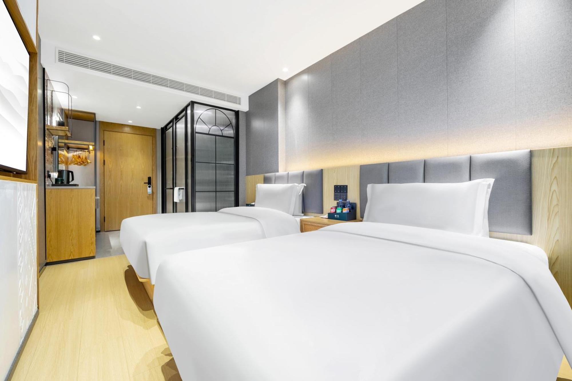 True Go Hotel - Shanghai Jing'An Temple Nanjing West Road Exterior foto